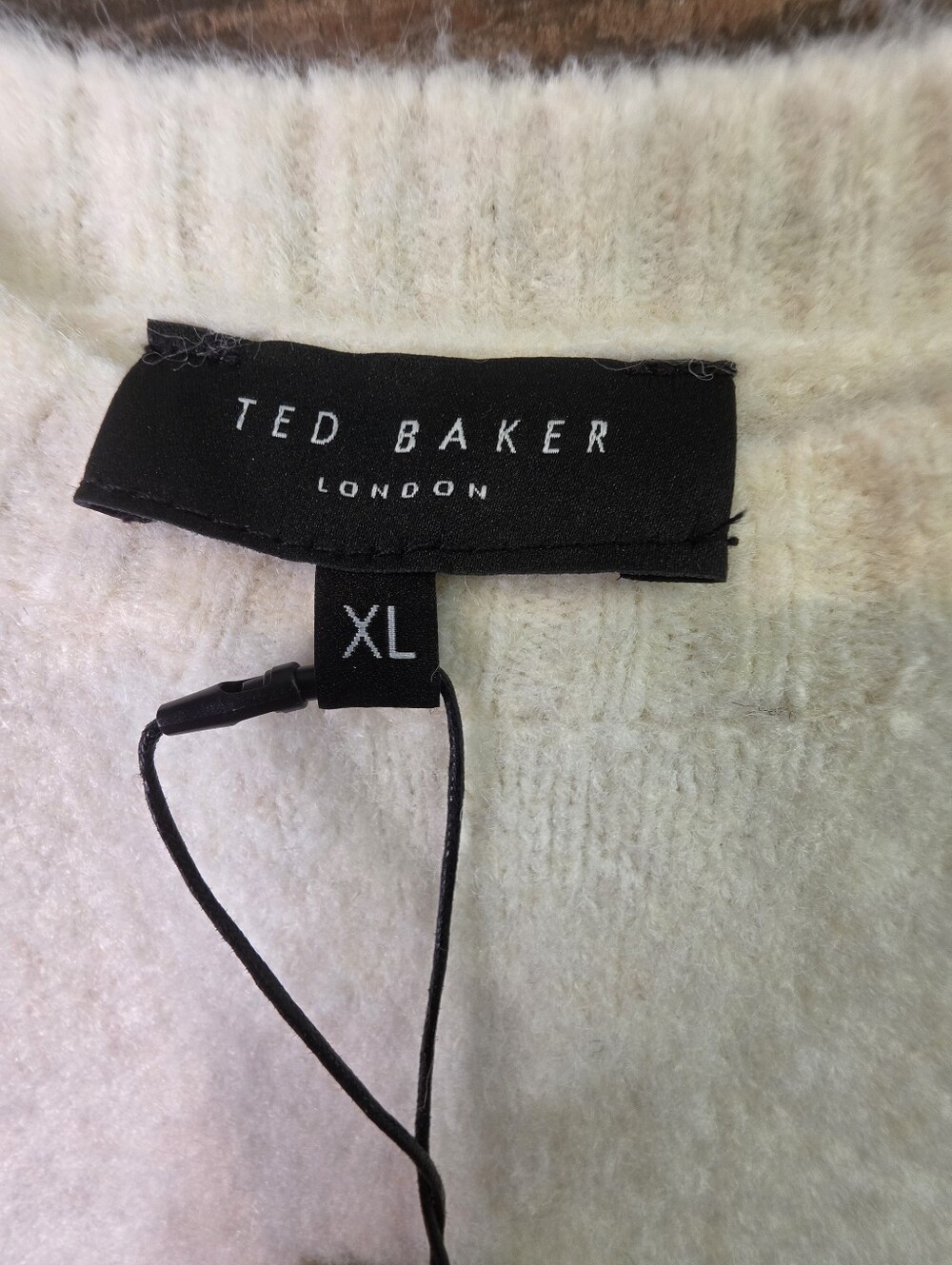 Ted Baker London Floral Fuzzy Knit Sweater XL Cream Pink NWT $175 MSRP - Picture 4 of 7